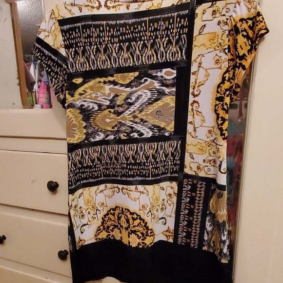 Top - Picture 4 of 4